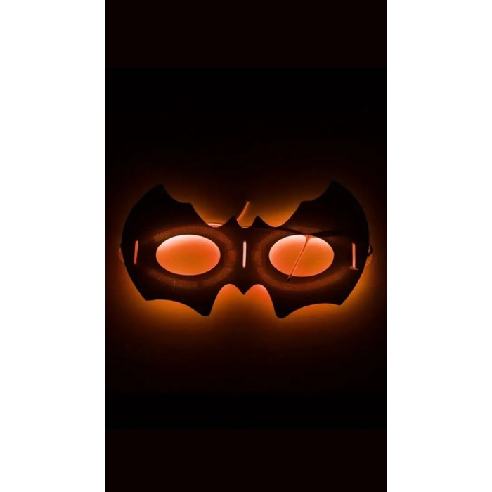 HALLOWEEN GLOW IN THE DARK BAT MASK