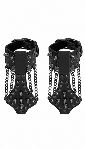 BRACELETS WITH SPIKES AND CHAINS