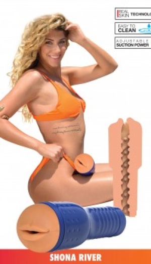 SHONA RIVER PORNSTAR MOUTH