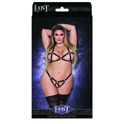 CONCORDIA STRAPPY BRA AND THONG QUEEN SIZE