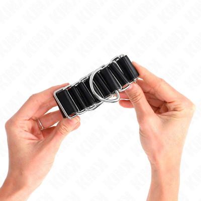 HINGE-LIKE THIN WRIST CUFFS - KINK